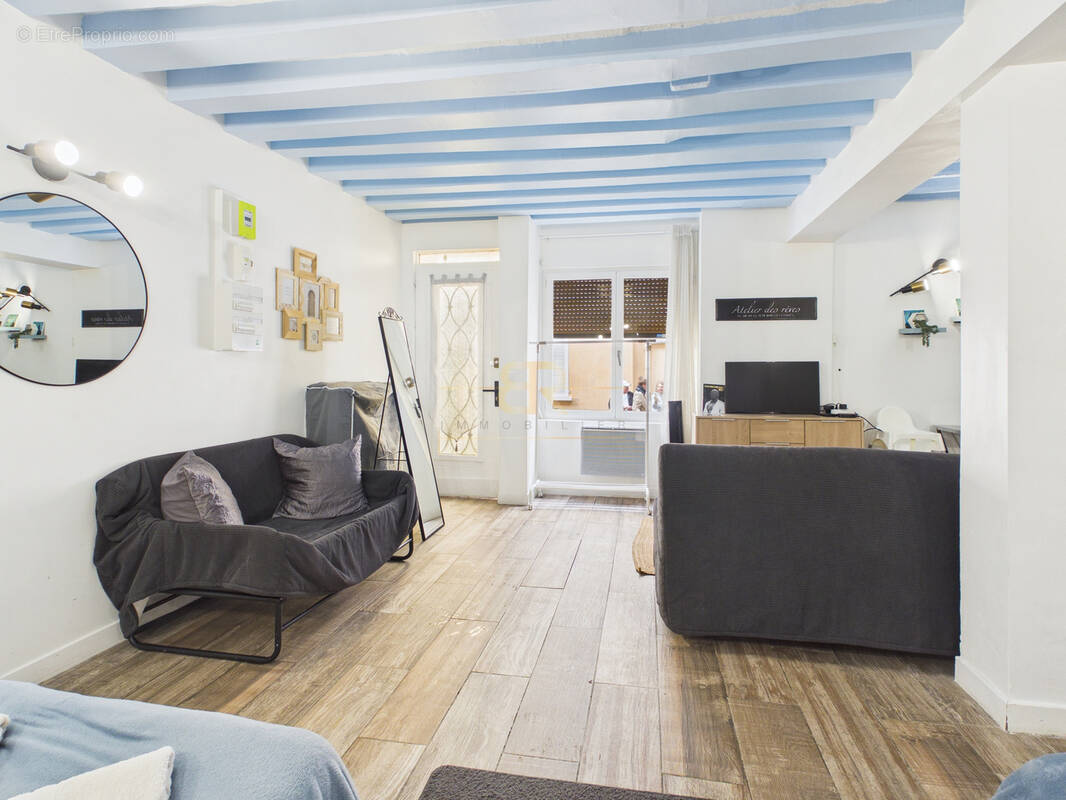 Appartement à PARIS-11E