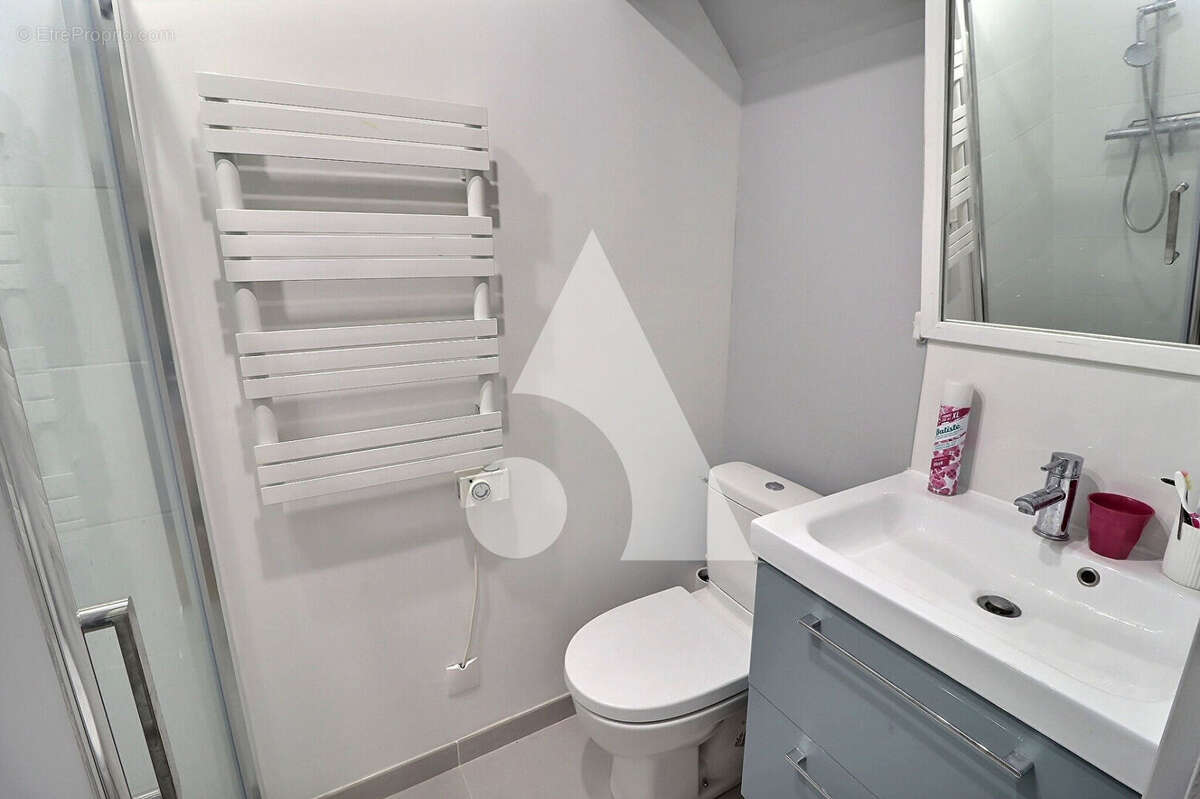 Maison familiale rare à Pontoise ? 5 chambres, suite parentale et sous-sol total - photo 7