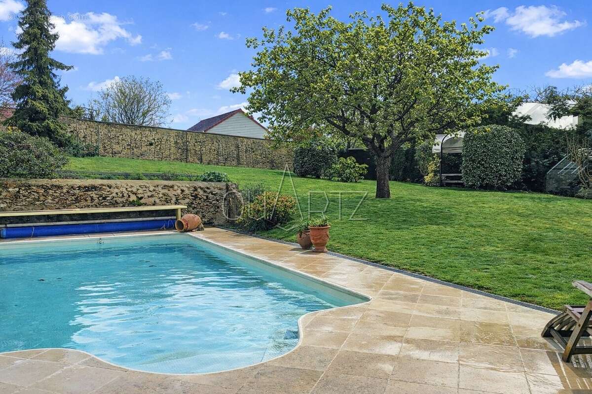 Maison à COURDIMANCHE