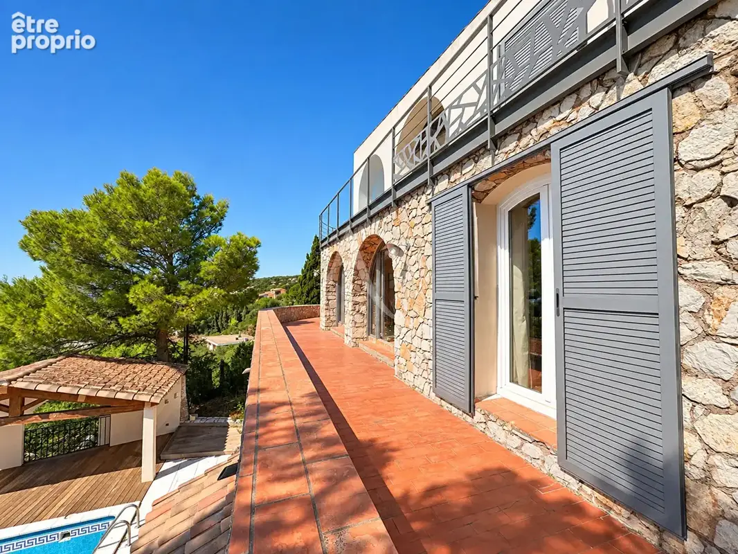 Maison Sete Mont Saint Clair 230 m² - photo 16