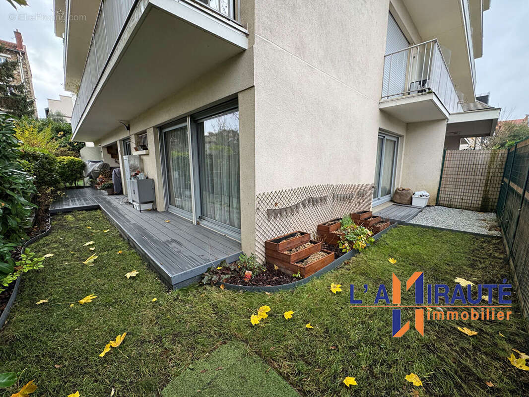 Appartement à HOUILLES