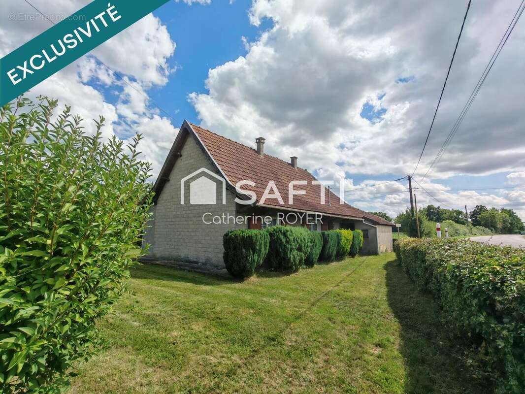 Photo 2 - Maison à LA CHAPELLE-SAINT-SAUVEUR