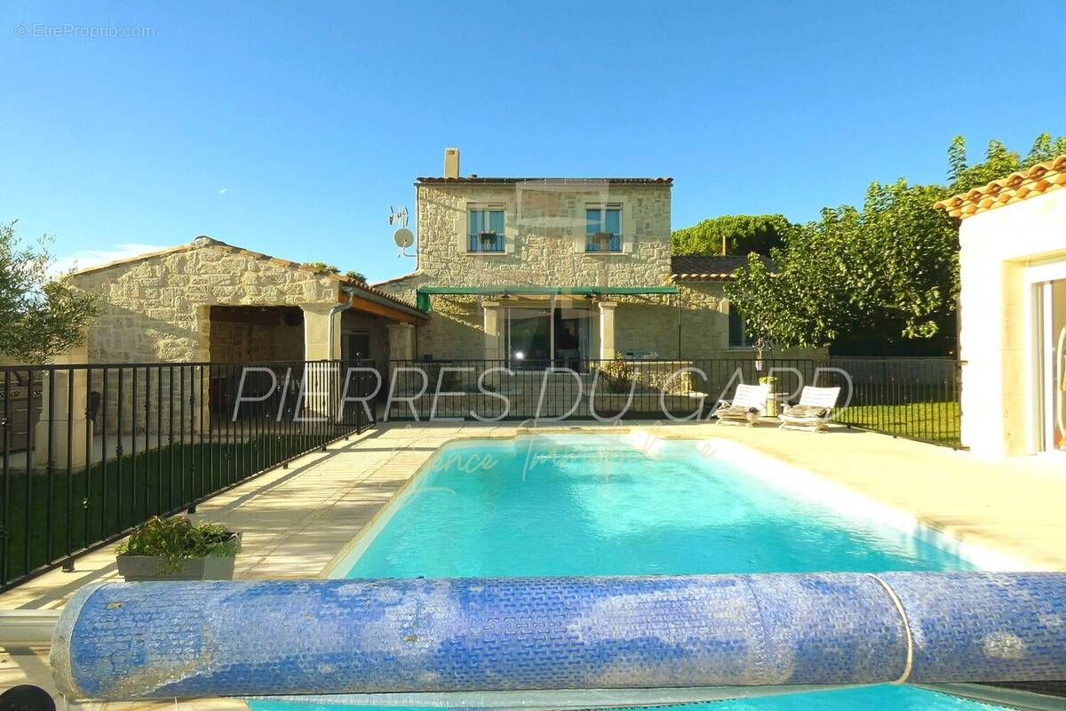 Maison à SAINT-QUENTIN-LA-POTERIE