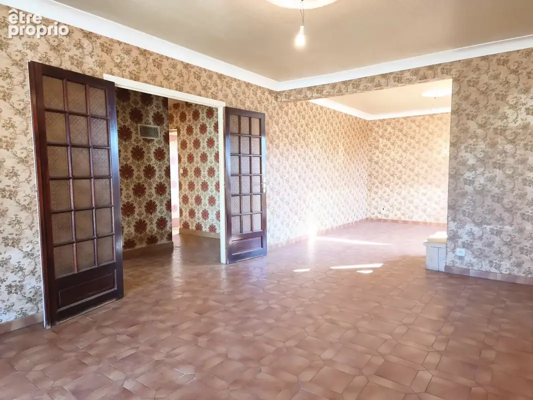 Maison sur sous-sol de 164m² 6 chambres - La Ferrière en Parthenay - photo 3