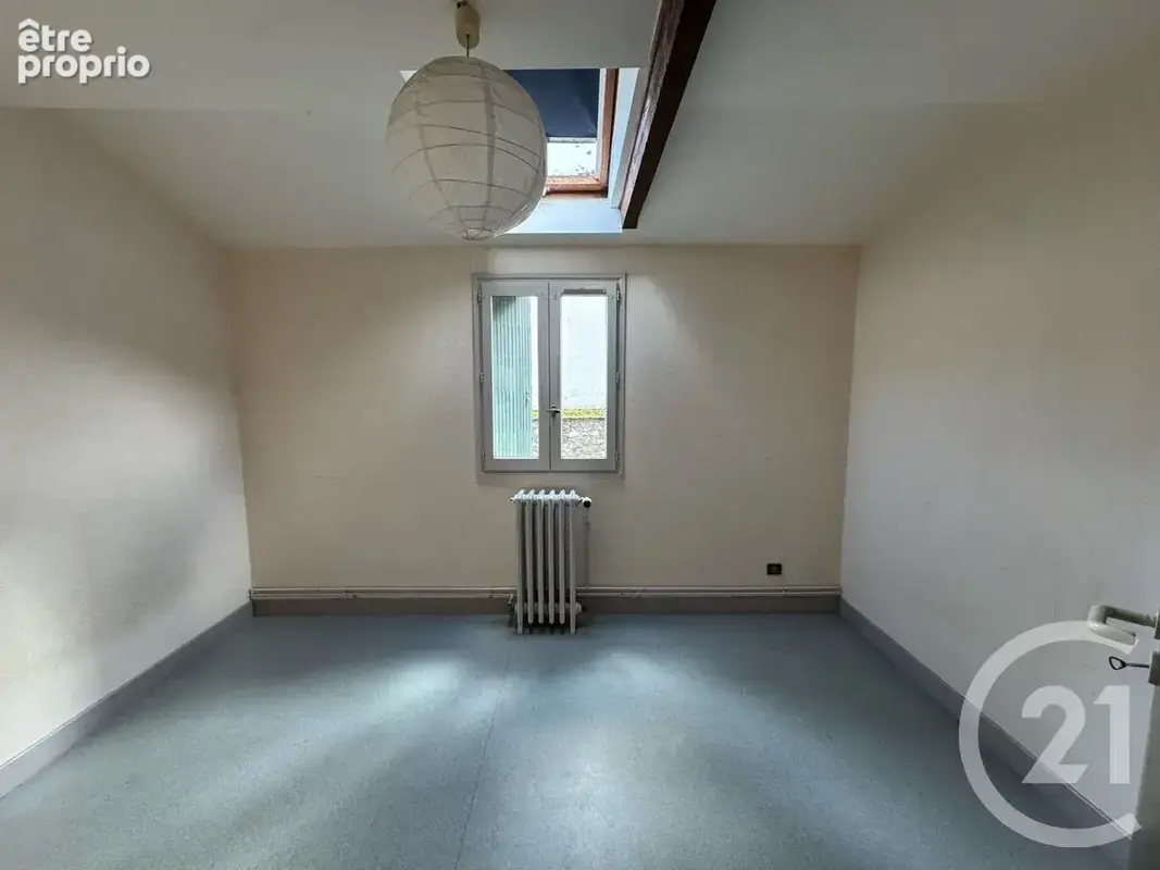 Appartement 7 pièces 120 m² à vendre à Aurillac (15000) - photo 5