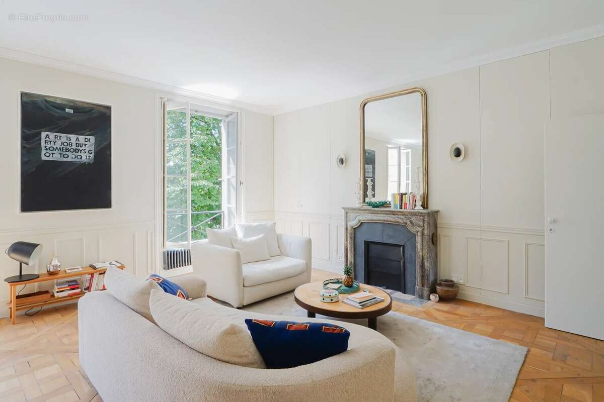 Appartement à PARIS-6E