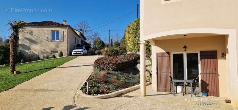 Maison à BEAUMONT-DU-PERIGORD