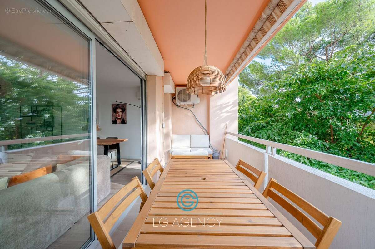 Appartement à MARSEILLE-8E