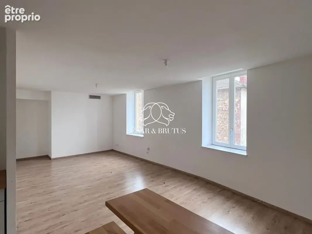 Appartement 768 m² à vendre à Thizy (69240) - photo 9