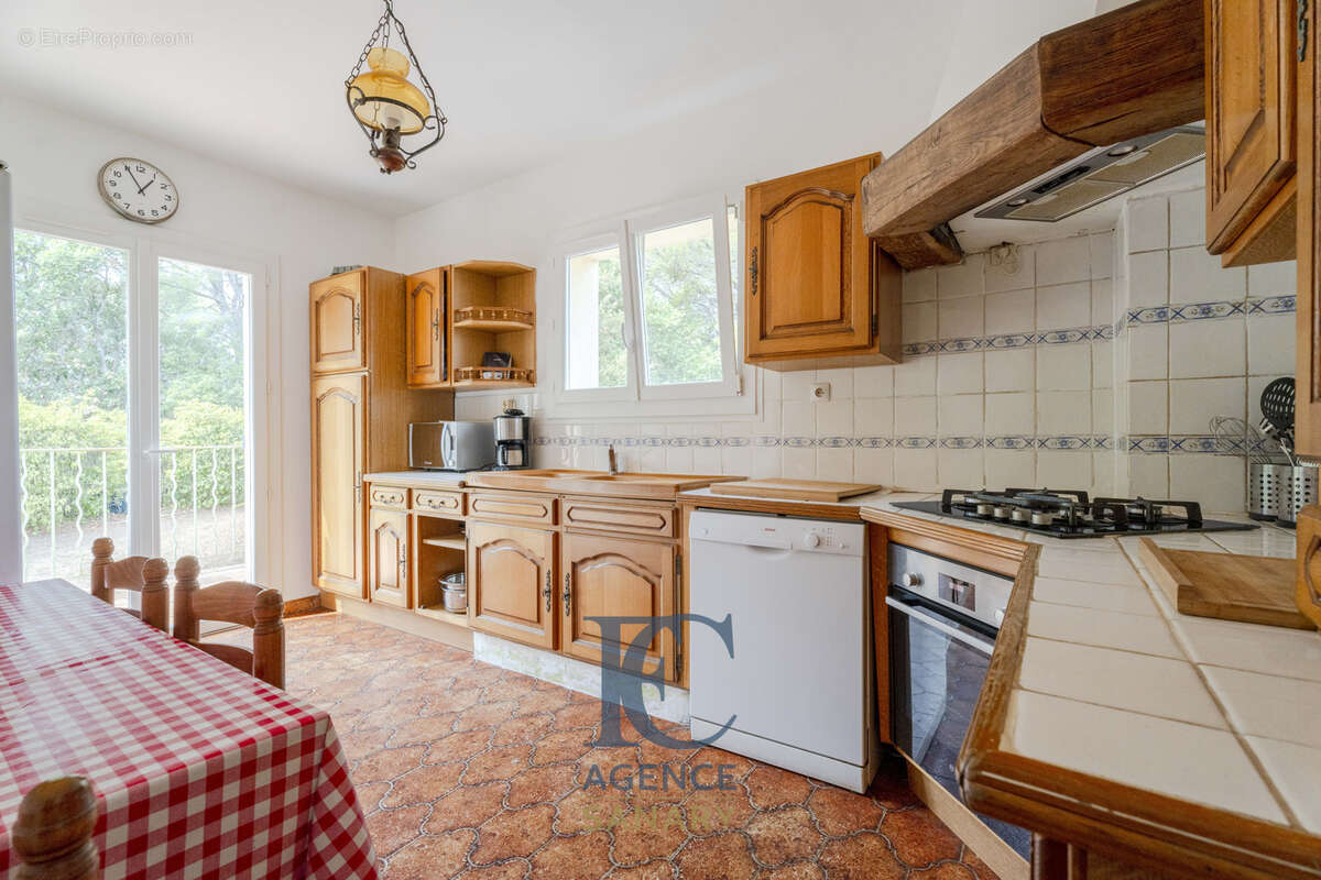 Maison à SIX-FOURS-LES-PLAGES