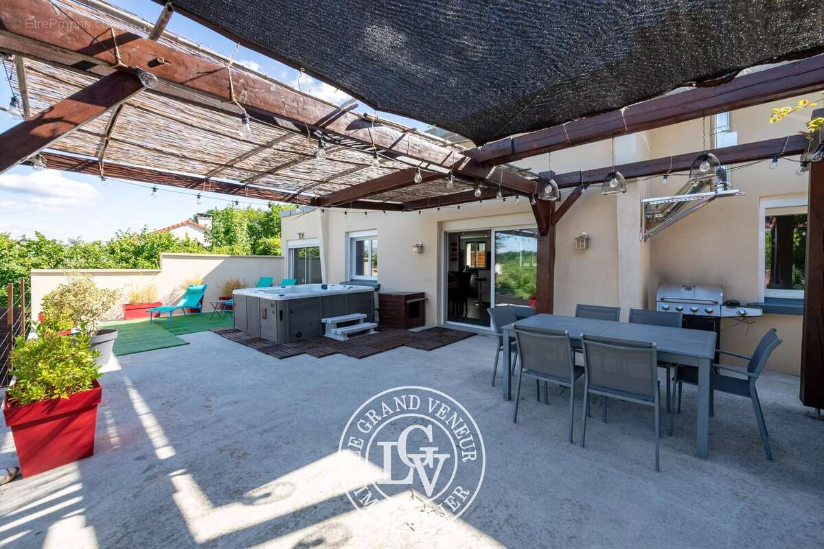 Maison à SAMOREAU