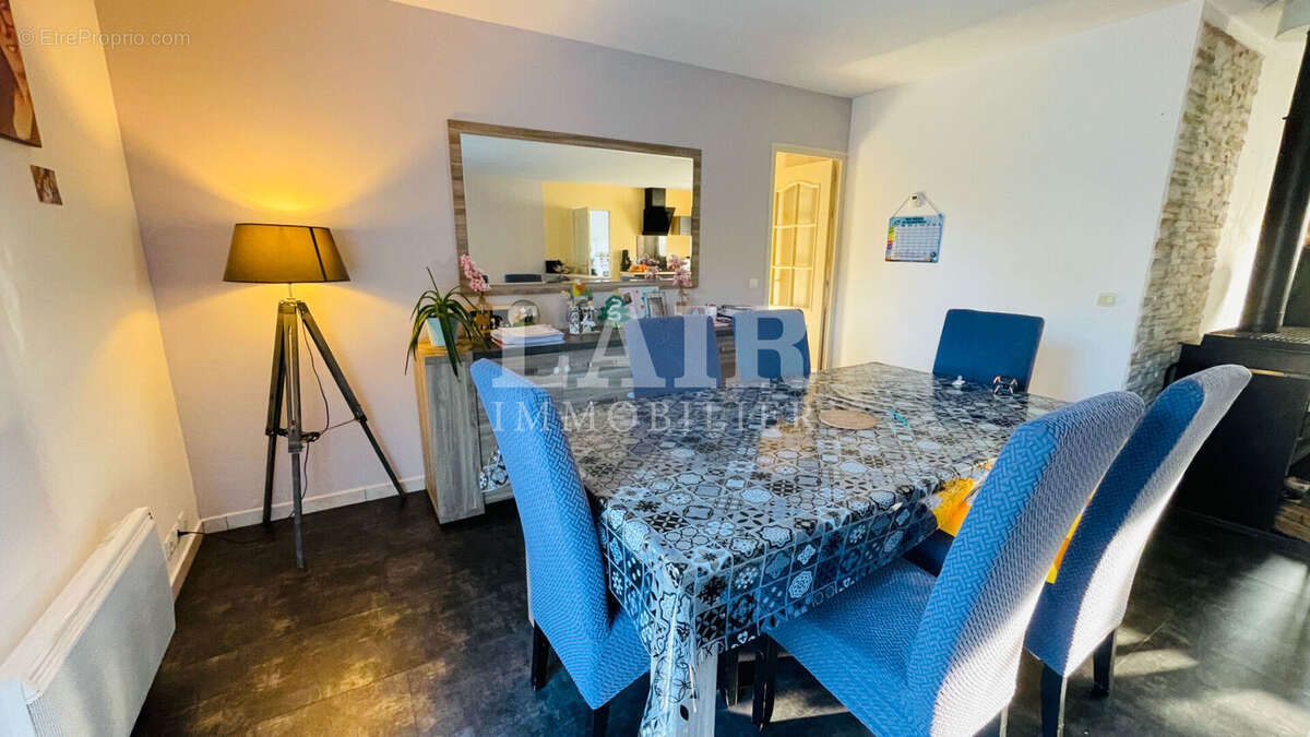 Maison à FRESNAY-SUR-SARTHE