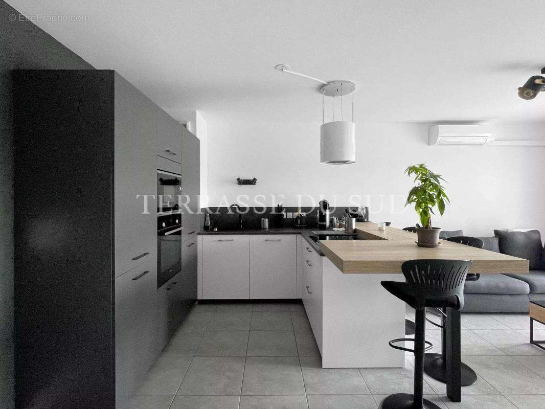 Appartement à MARSEILLE-13E