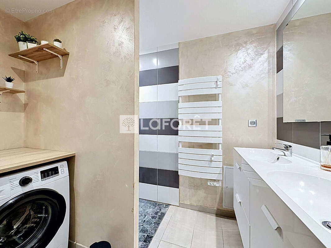 Appartement à THOISSEY