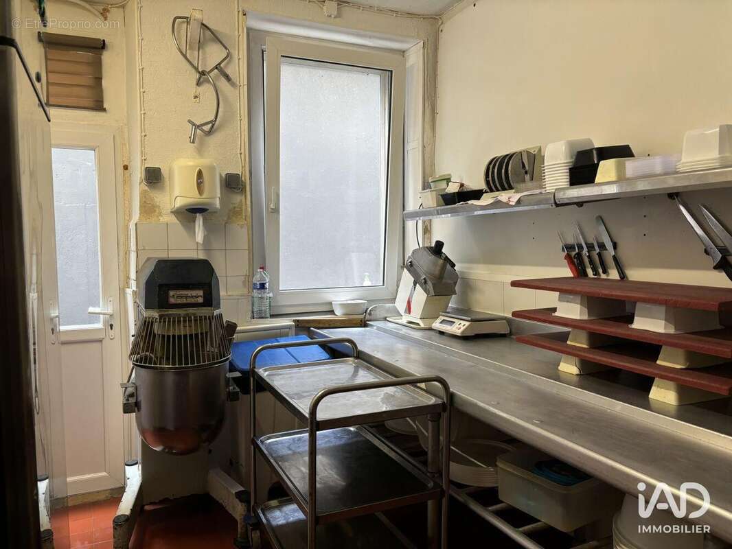 Photo 8 - Commerce à RAMBOUILLET