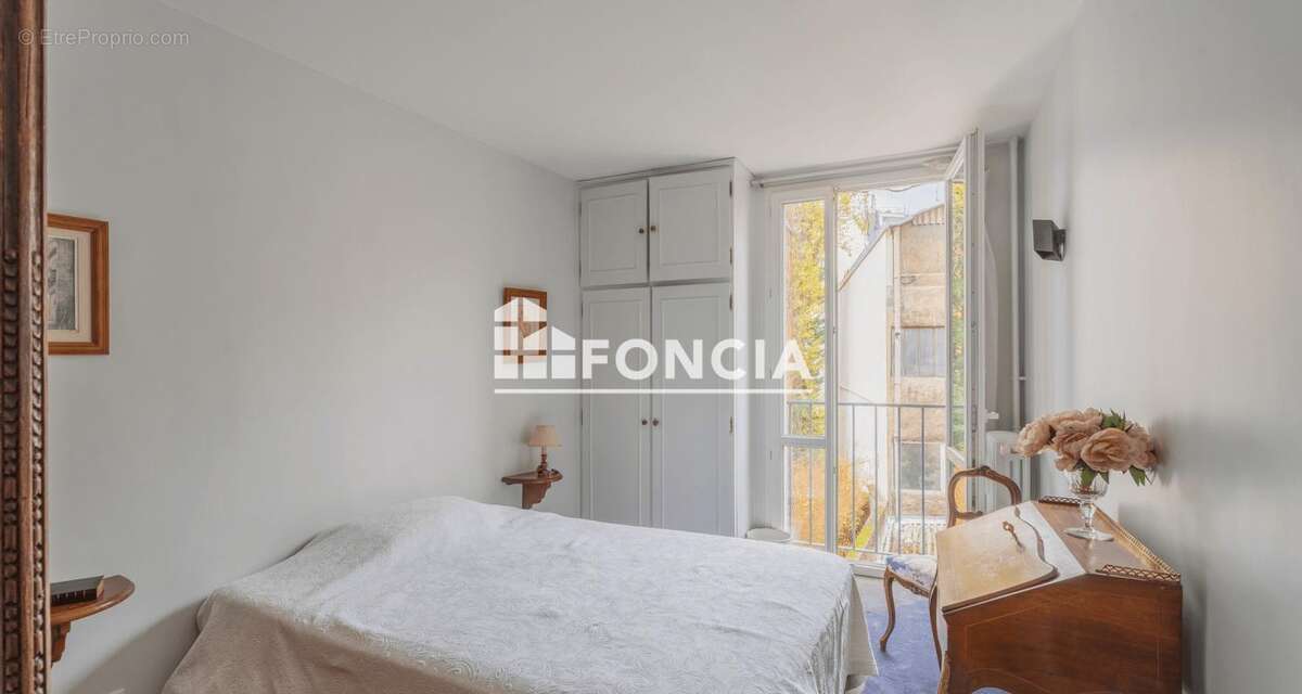 Appartement à PARIS-12E