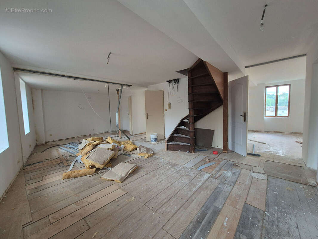 Appartement à THIERS