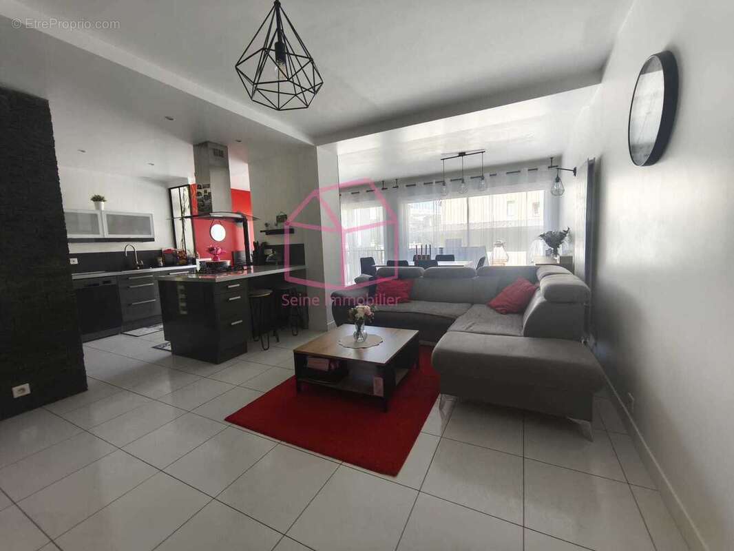 Maison à CHOISY-LE-ROI