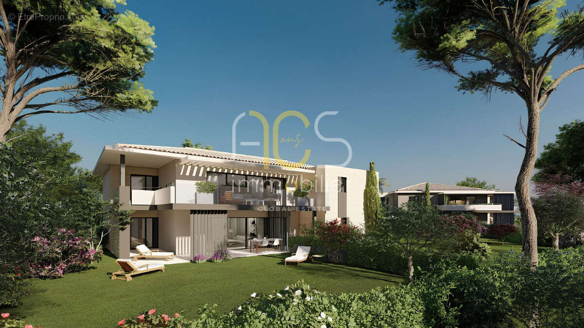 Sainte-Maxime - Appartement T5 de 146 m² avec terrasse, vue mer - 200m de la plage - photo 2