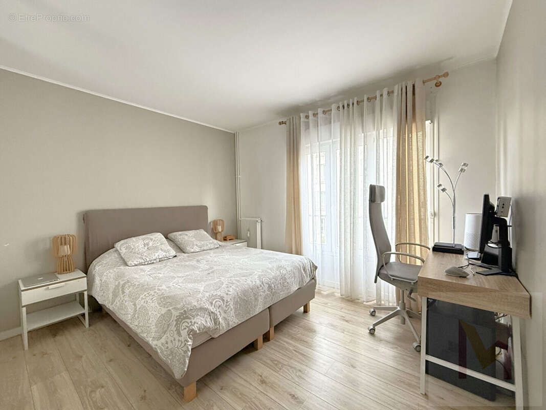 Appartement à NEUILLY-PLAISANCE