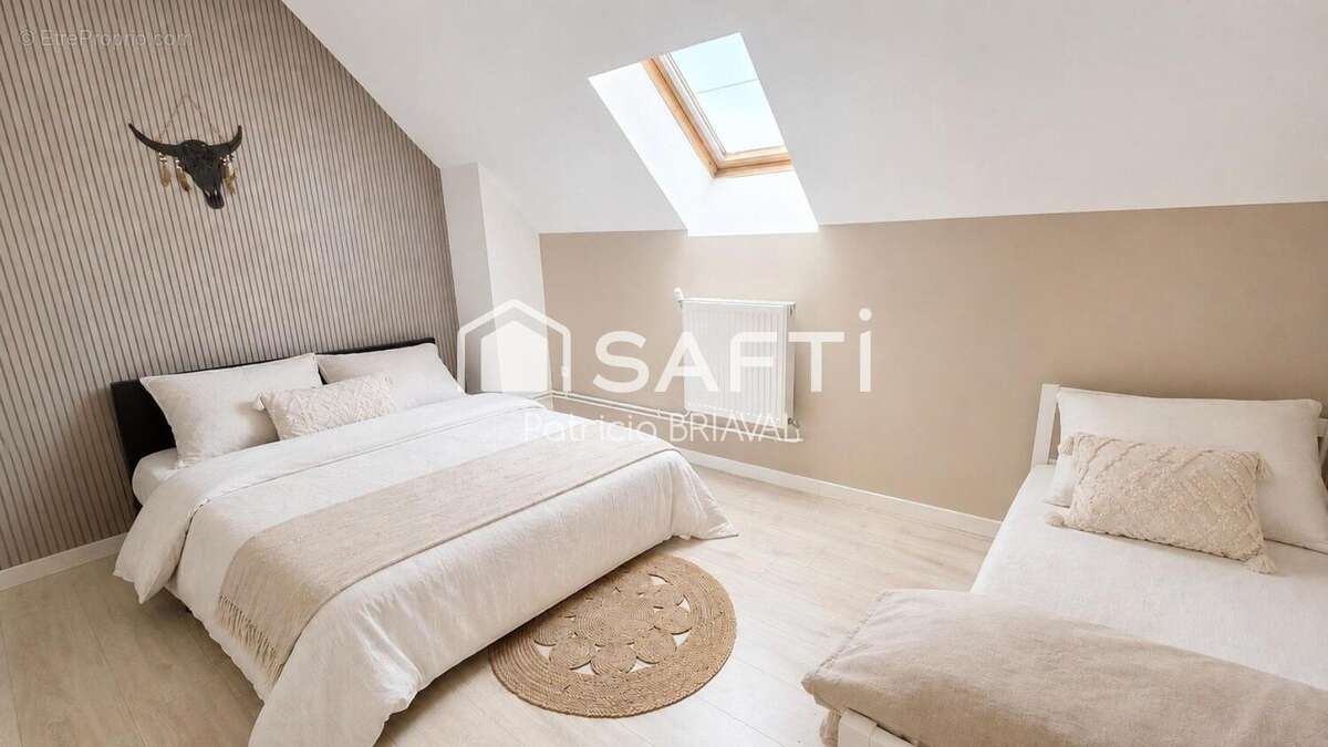 Maison 123 m² à Ablain-Saint-Nazaire  - photo 4