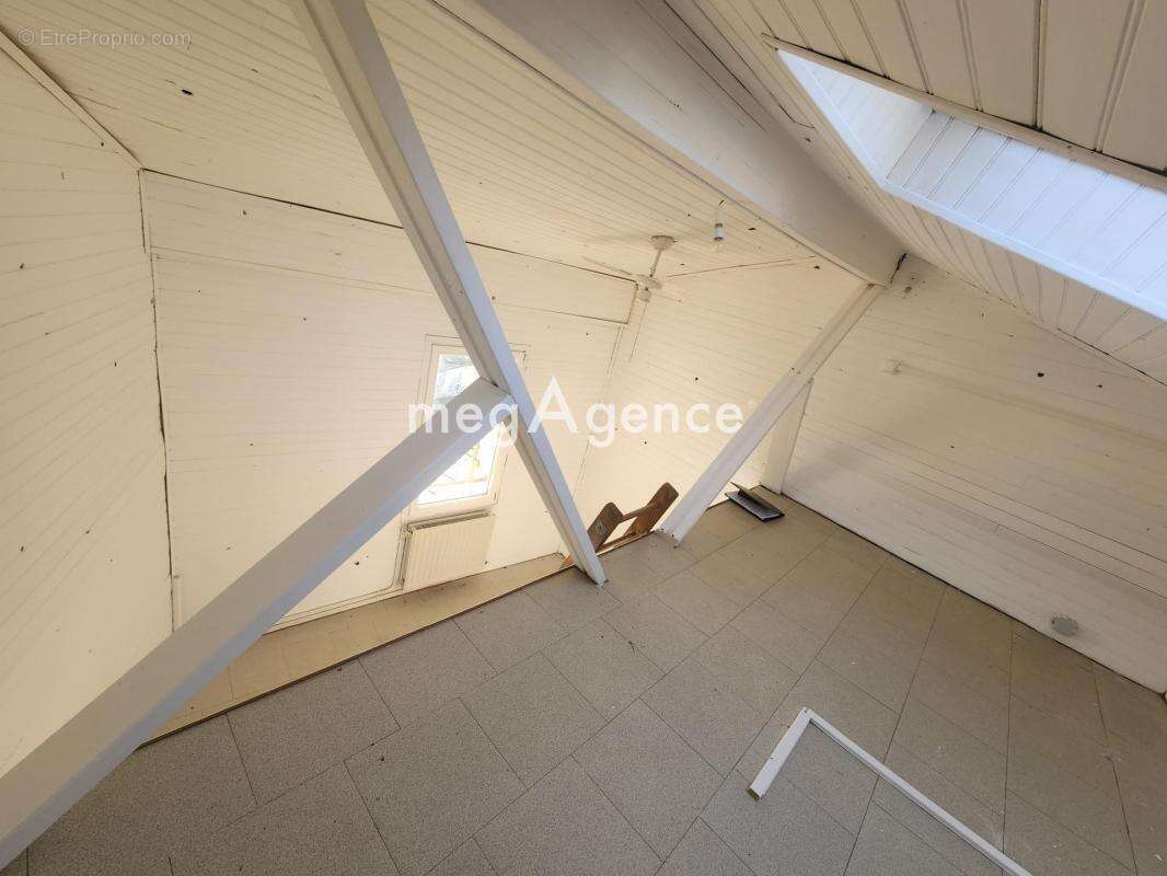 Ensemble immobilier de plus de 250m² - photo 6