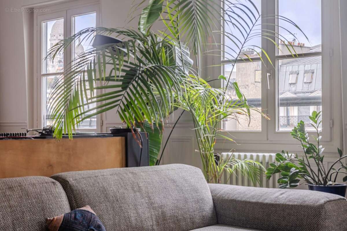 Appartement à PARIS-10E