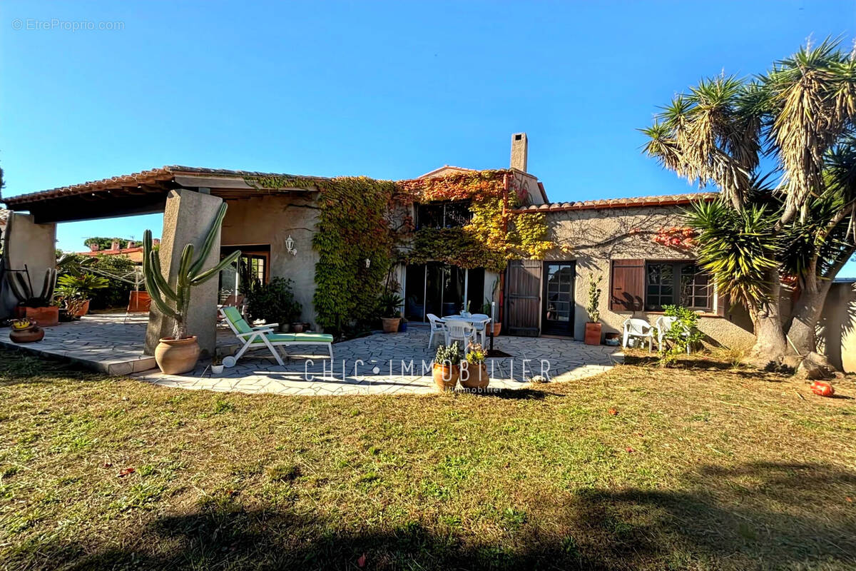 Maison à SAINT-CYPRIEN
