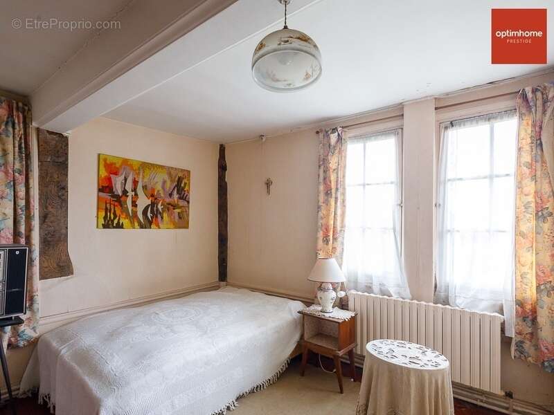 Maison à CORMEILLES