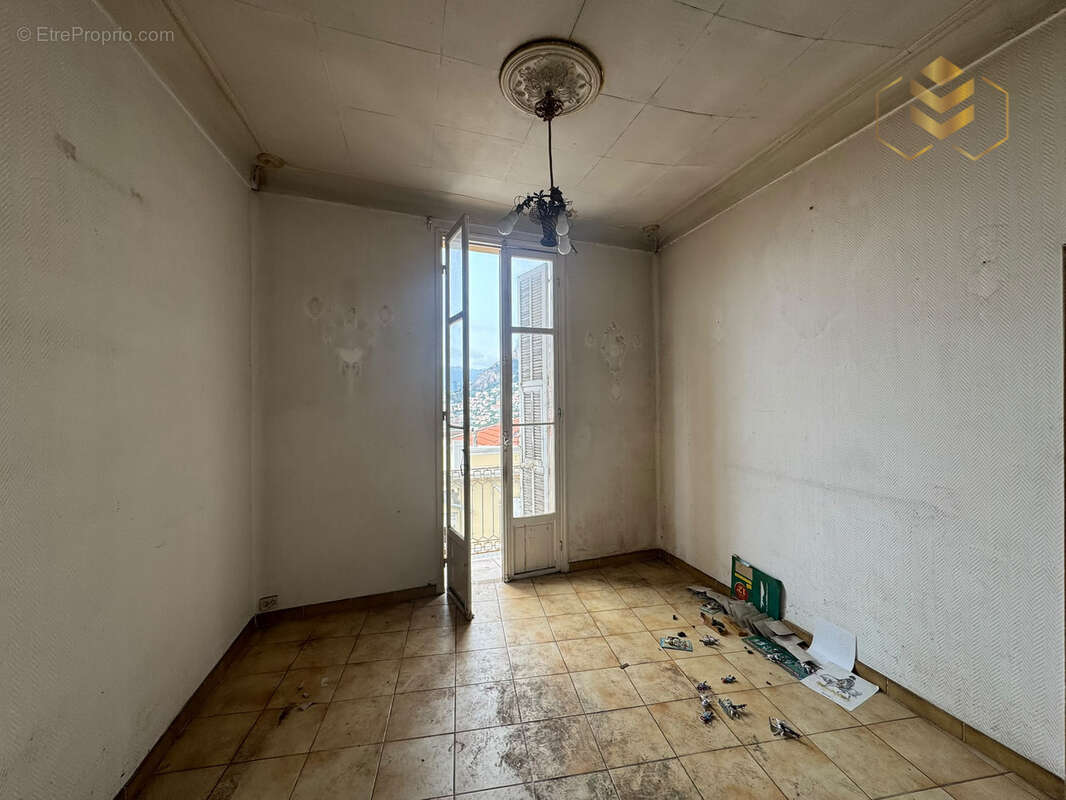 Appartement a restaurer - vue mer monaco - imprenable - photo 8
