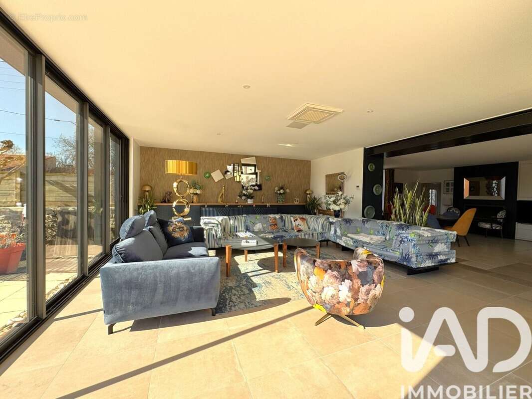 Photo 4 - Maison à FONTENAY-LE-COMTE