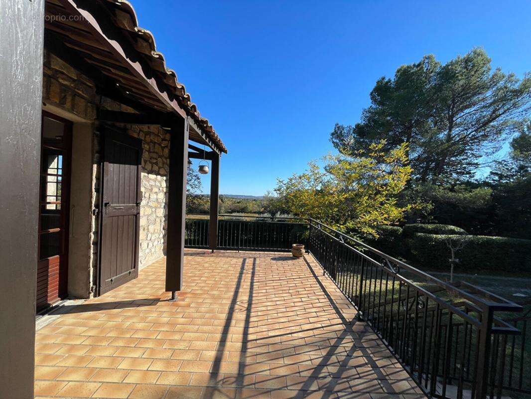 Maison à BOISSET-ET-GAUJAC