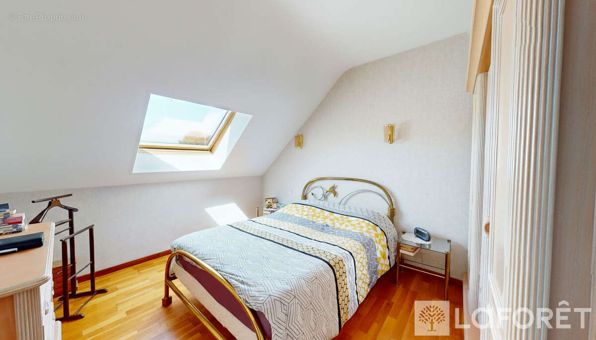 A vendre, Maison, Reims , 4 chambres, bureau, jardin, sous-sol, stationnements - photo 6