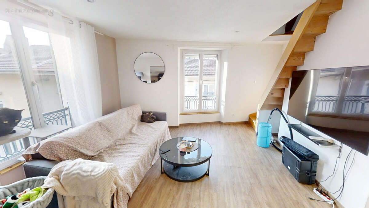 Appartement à DOMENE