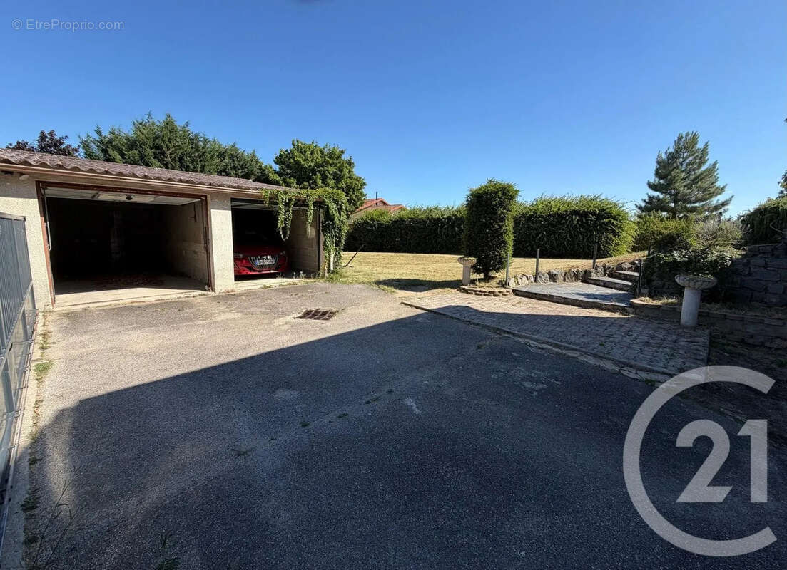 Maison 139 m² à Saint-Cyr  - photo 16
