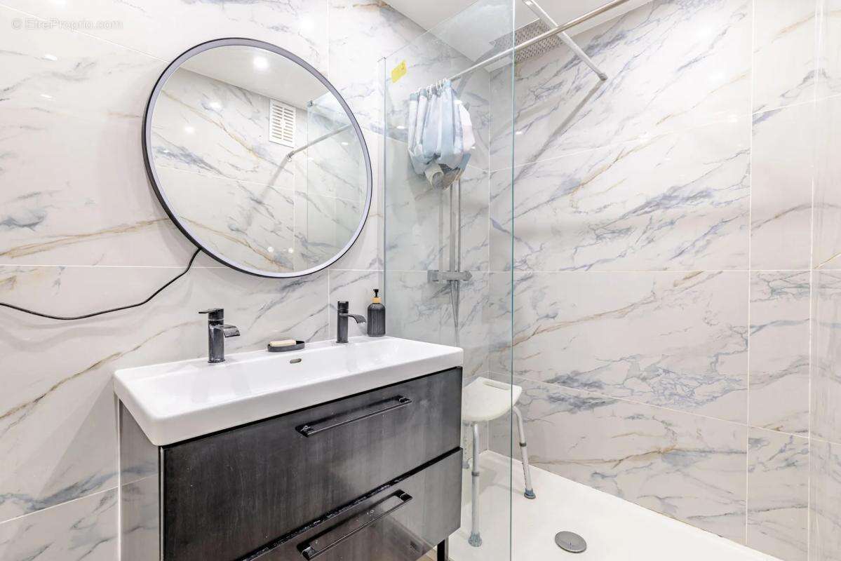 Appartement à SAINT-GRATIEN