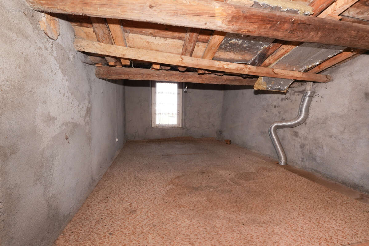 Maison à SAINT-GEORGES-SUR-ALLIER