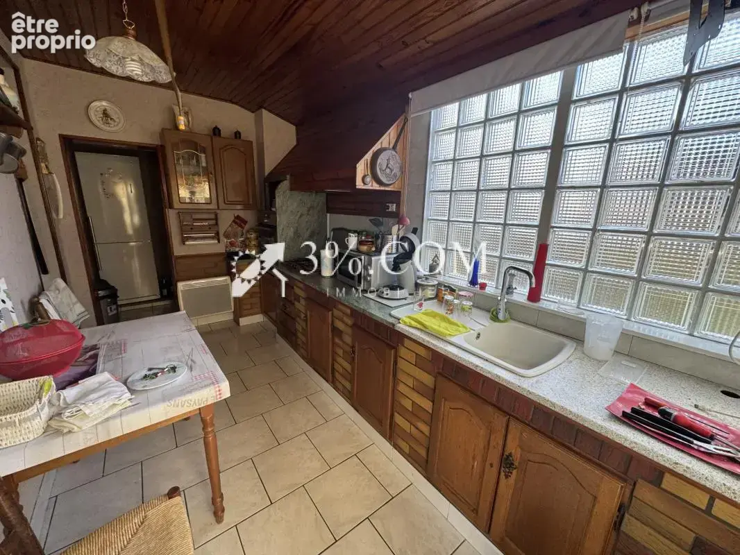 Maison 86m2 avec 3 chambres ,cour et 2 garages à Hordain - photo 6