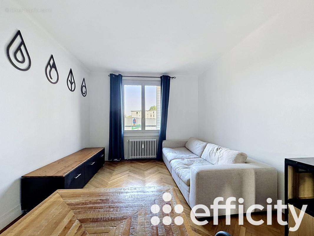 Appartement à LYON-9E