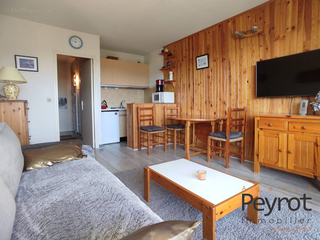 Appartement à LES ANGLES