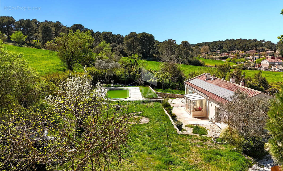 Maison à BOUC-BEL-AIR