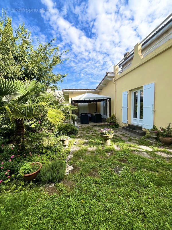 Maison à LE BOUSCAT