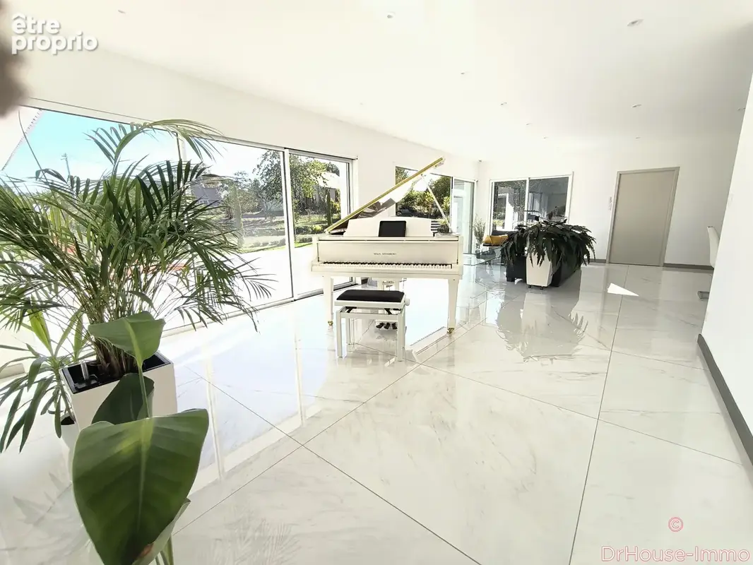 Maison 5 pièces 131 m² à vendre à Allaire (56350) - photo 4