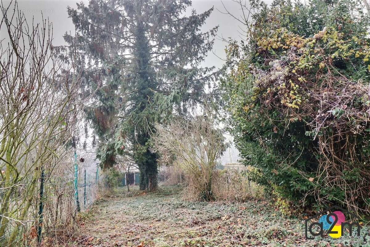Maison à CIRES-LES-MELLO