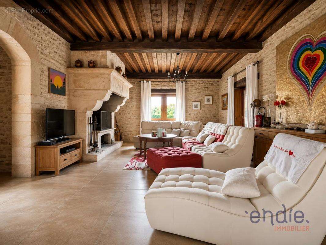 Maison de 6 pièces de 164,16 m² à Chaume-et-Courchamp - photo 2