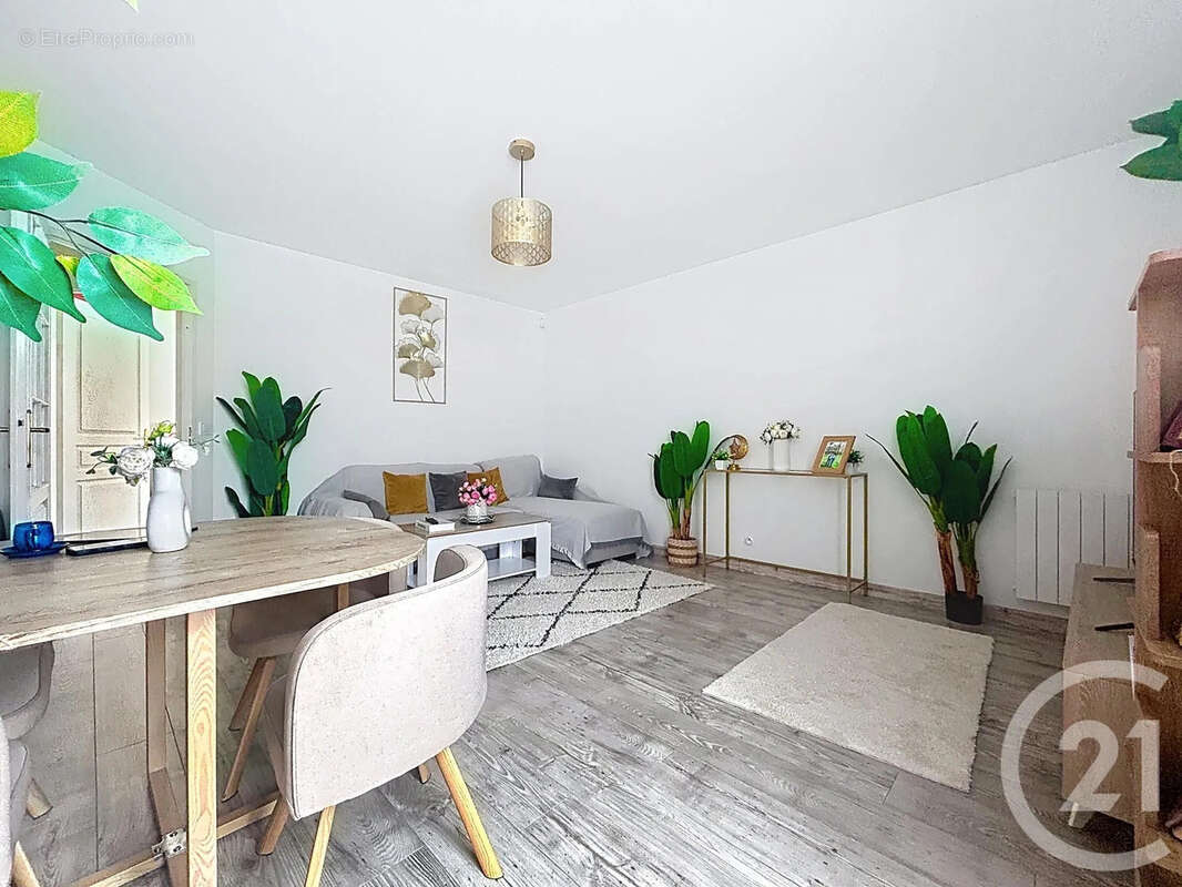 Appartement à MELUN