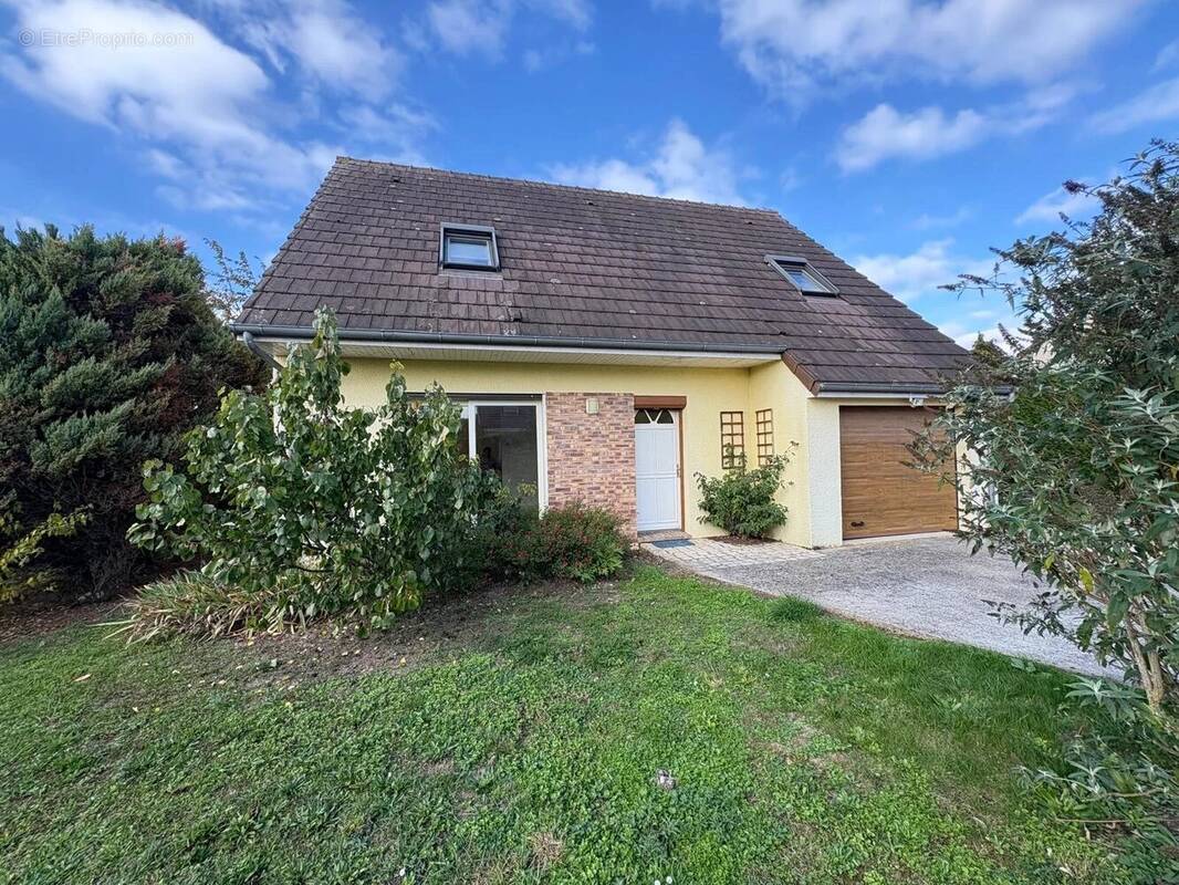 Maison à PACY-SUR-EURE