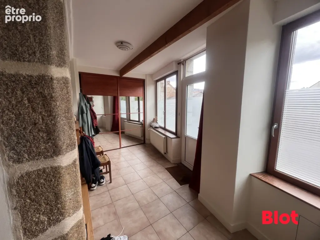 Maison 191 m² à Fougeres  - photo 5