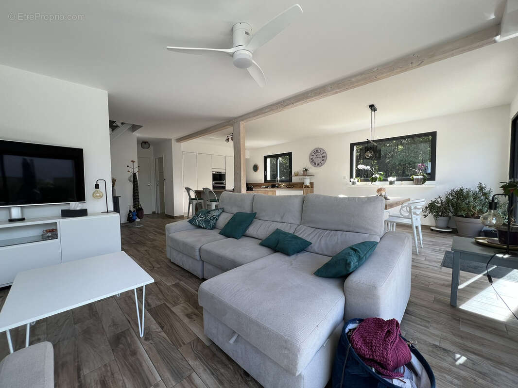 Maison à LARMOR-BADEN