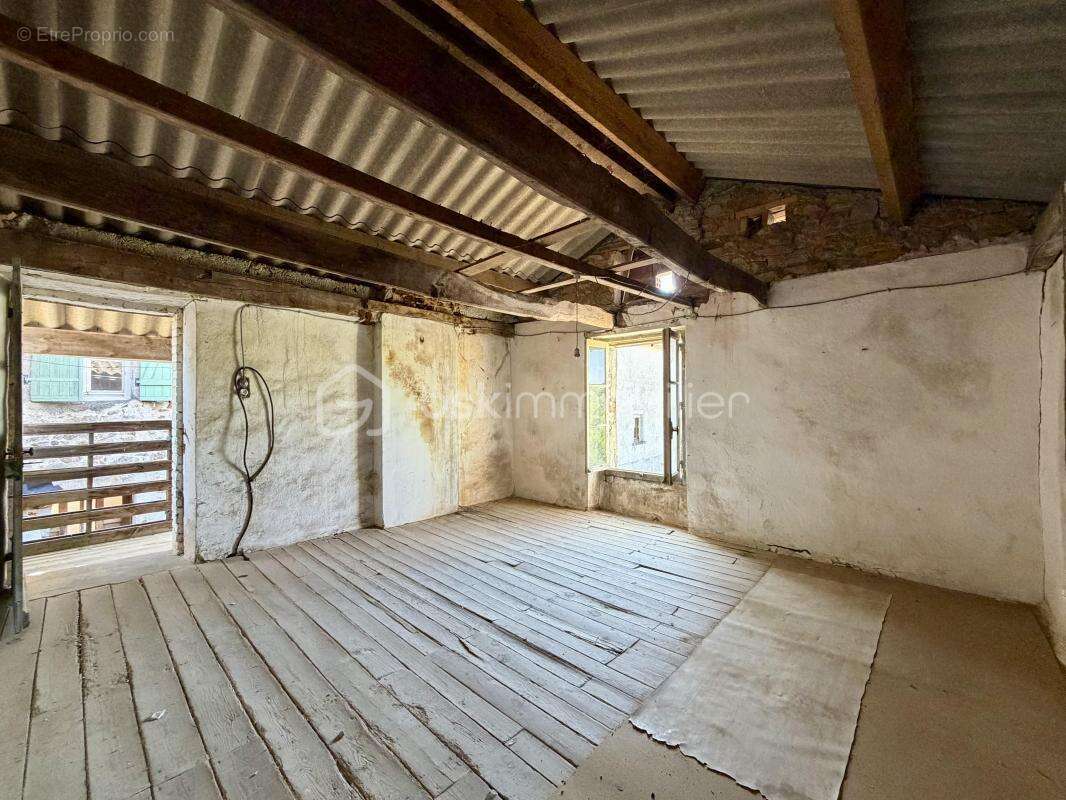 Ensemble immobilier centre bourg - photo 24